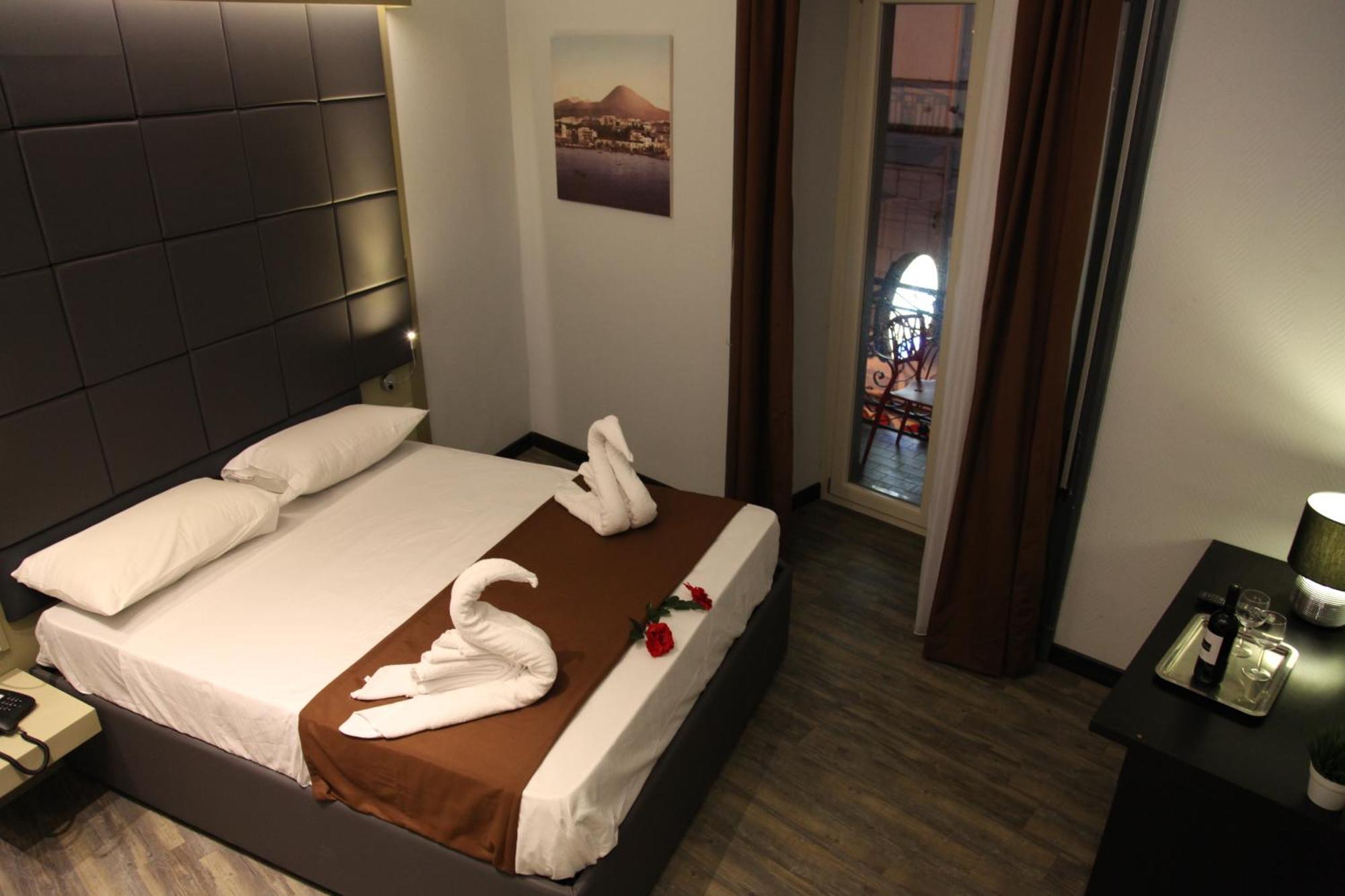 Dolce Vita Rooms 나폴리 외부 사진